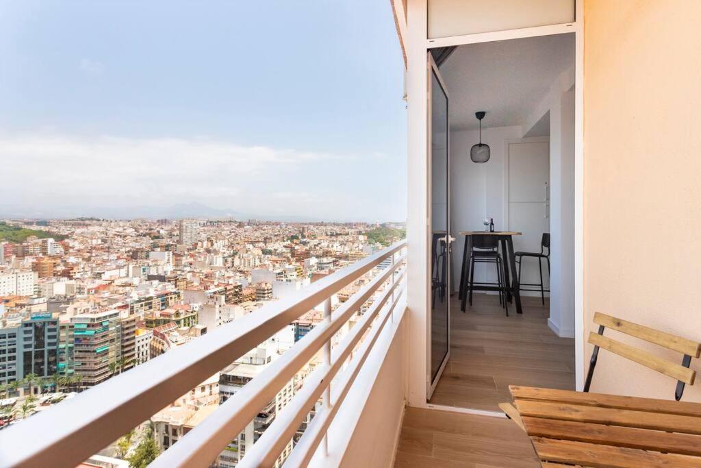 Appartamento Luxury Views Downtown Alicante Esterno foto