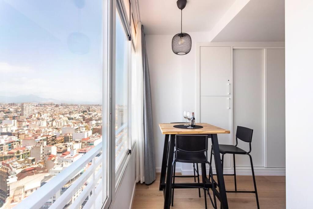 Appartamento Luxury Views Downtown Alicante Esterno foto